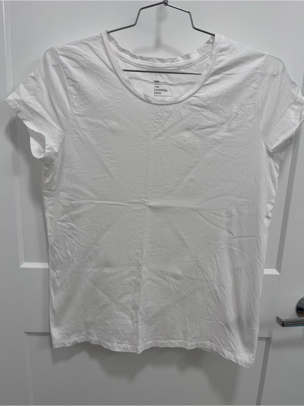 GAP White Crew Neck Essential Tee